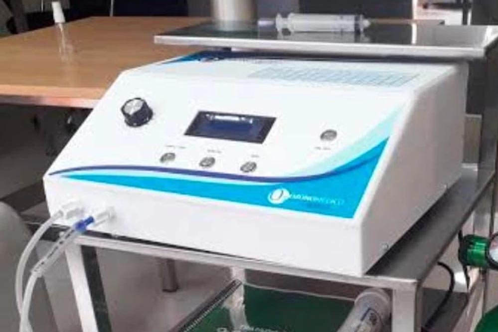 इंदौर में आयुर्वेद से कैंसर का इलाज! ओजोन थेरेपी की शुरुआत आयुर्वेदिक कॉलेज में