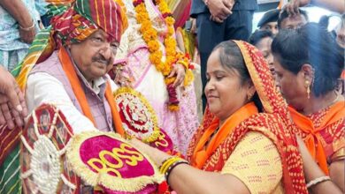 बहन-बेटियों को भारतीय संस्कृति से जुड़े संस्कार दें : मंत्री विजयवर्गीय बहन-बेटियों को भारतीय संस्कृति से जुड़े संस्कार दें : मंत्री विजयवर्गीय