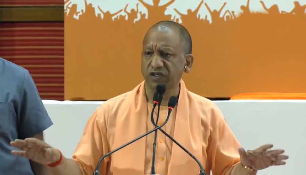 मुख्यमंत्री ने अयोध्या राजसदन के मुखिया के निधन पर जताया शोक