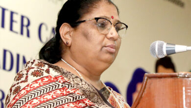 महिला एवं बाल विकास विभाग में डिप्टी कलेक्टर की नियुक्ति पर विवाद, मंत्री निर्मला भूरिया के बंगले पर पहुंचे अफसर महिला एवं बाल विकास विभाग में डिप्टी कलेक्टर की नियुक्ति पर विवाद, मंत्री निर्मला भूरिया के बंगले पर पहुंचे अफसर