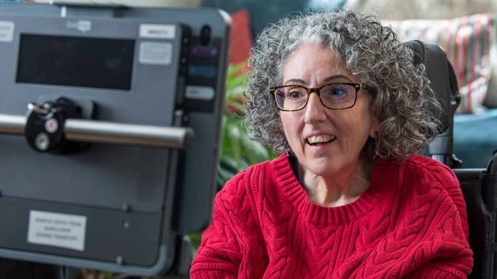 एआई की चमत्कारी खोज: 25 साल बाद महिला की आवाज़ फिर से गूंजी