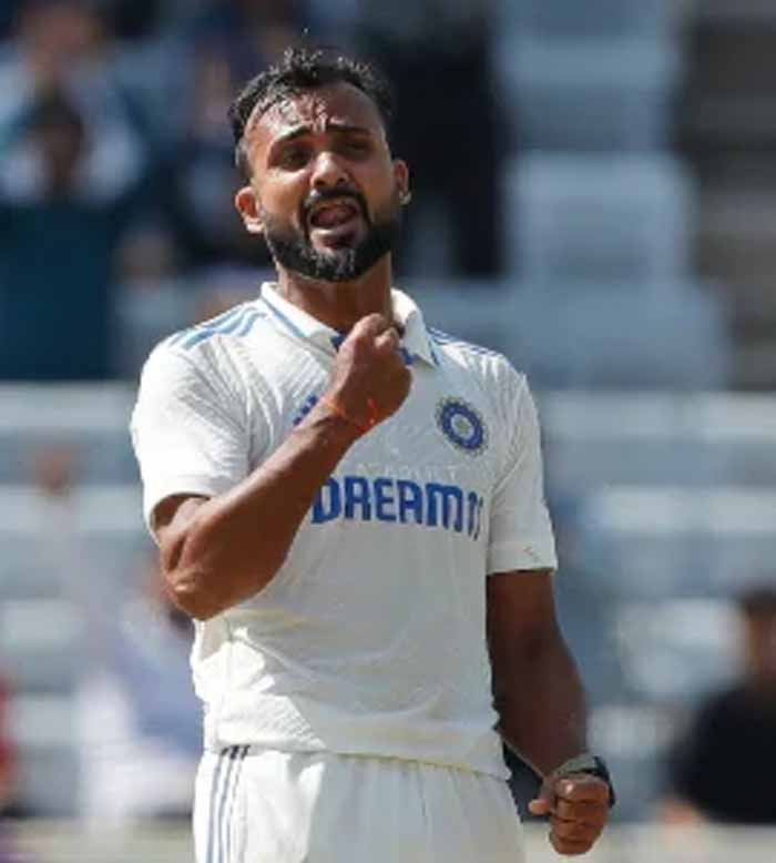 हाई सिक्योरिटी नंबर प्लेट के बिना कार चलाने पर आकाश दीप को नोटिस