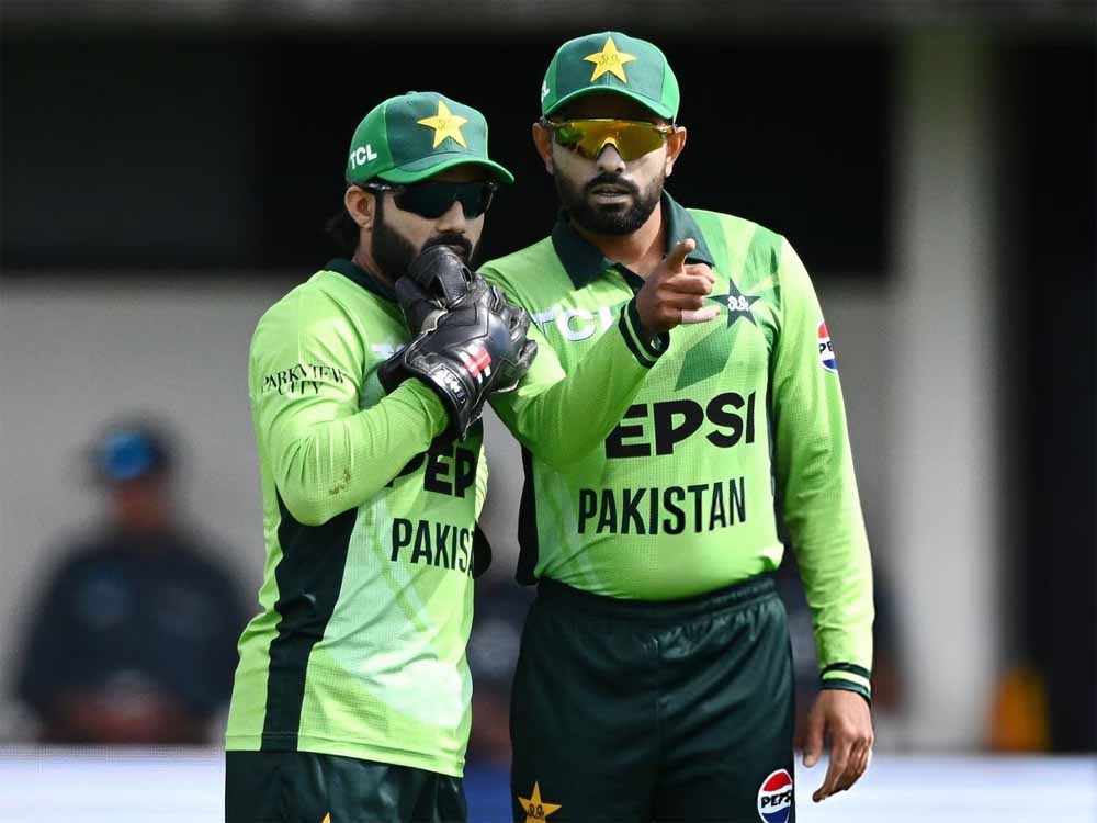 एशिया कप से बाहर होने के बाद बाबर आजम की T20I में वापसी की संभावना, कोच ने किया खुलासा