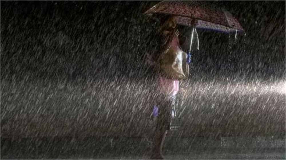 मौसम विभाग का रेड अलर्ट: 10 से 15 अगस्त तक इन राज्यों में भारी बारिश का अनुमान