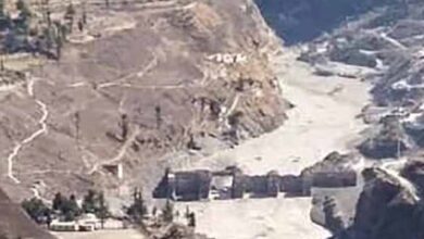 उत्तराखंड में बड़ा हादसा: भूस्खलन से धौलीगंगा पावर प्रोजेक्ट की सुरंग में 19 मजदूर फंसे उत्तराखंड में बड़ा हादसा: भूस्खलन से धौलीगंगा पावर प्रोजेक्ट की सुरंग में 19 मजदूर फंसे