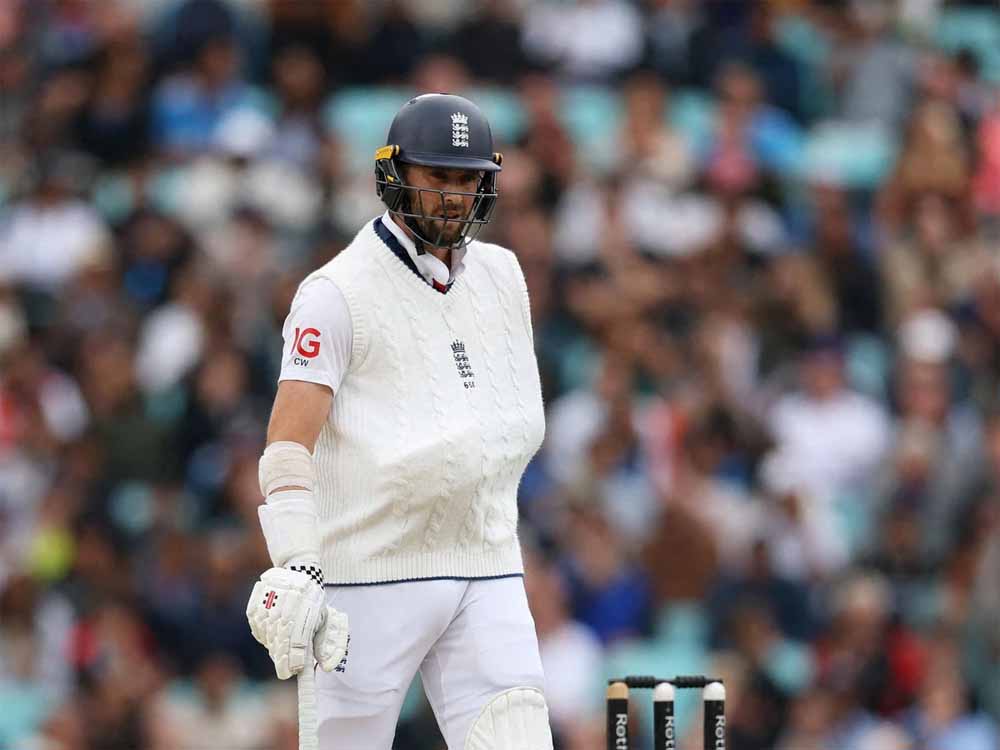 क्रिस वोक्स बोले- एक हाथ से बल्लेबाजी करना खतरे से खाली नहीं, शुक्र है भगवान का कि बच गया