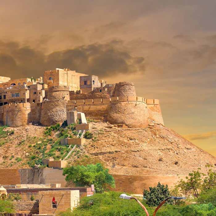 अमृतसर ही नहीं, राजस्थान के इस शहर को भी कहा जाता है Golden City; सोने जैसी चमक से दमकती है नगरी