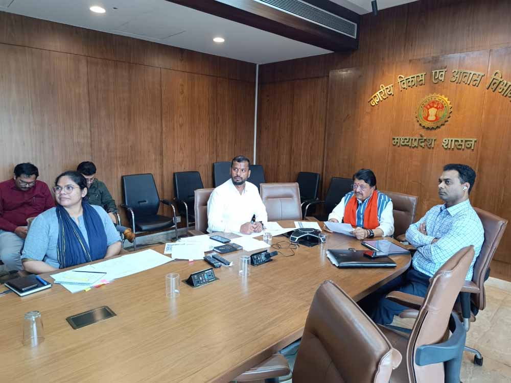 शहरी क्षेत्रों में कचरे से कंचन बनाने की दिशा में होंगे ठोस प्रयास : नगरीय विकास मंत्री  विजयवर्गीय