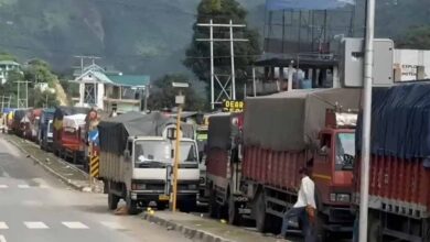 हिमाचल में तीन दिन से जाम, सैकड़ों वाहन फंसे, फल-सब्जियों की सप्लाई प्रभावित