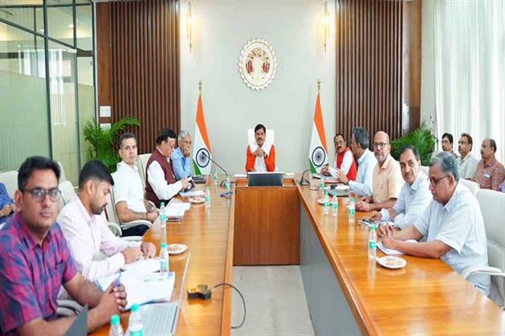 मुख्यमंत्री डॉ. यादव ने की समीक्षा: प्रदेश में चलेगा सोलर पंप स्थापित करने का सघन अभियान