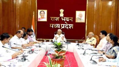 योजना के प्रभावी क्रियान्वयन के लिए अधिकारियों की जिम्मेदारी तय हो : राज्यपाल श्री पटेल