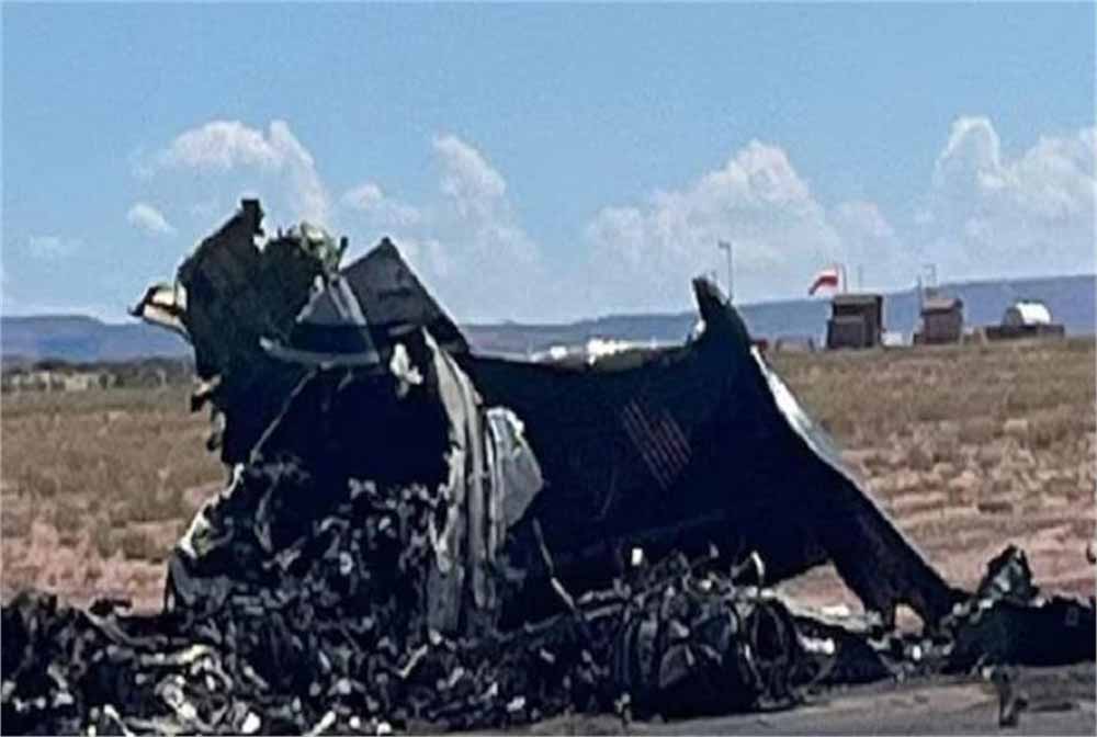 मरीज को लेने जा रहा मेडिकल प्लेन क्रैश हुआ, सभी सवारों की जलकर मौत