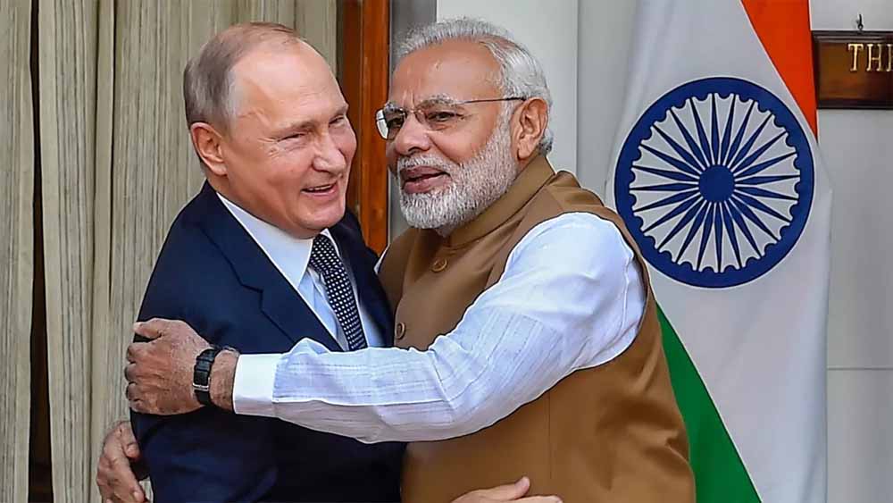 टैरिफ वार के बीच PM मोदी ने रूस के राष्ट्रपति को भारत आने का न्योता दिया