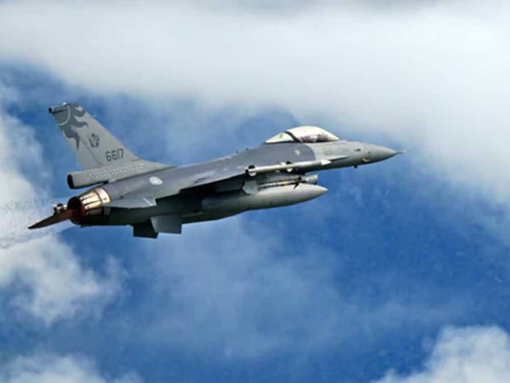 ताइवान पर मंडराया खतरा: 41 चीनी विमान और 7 पोत घुसे सीमा में