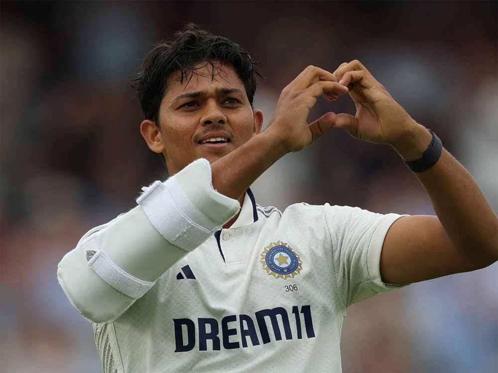 रोहित शर्मा की सलाह पर यशस्वी ने बदला करियर का रास्ता, MCA प्रमुख ने किया बड़ा खुलासा रोहित शर्मा की सलाह पर यशस्वी ने बदला करियर का रास्ता, MCA प्रमुख ने किया बड़ा खुलासा