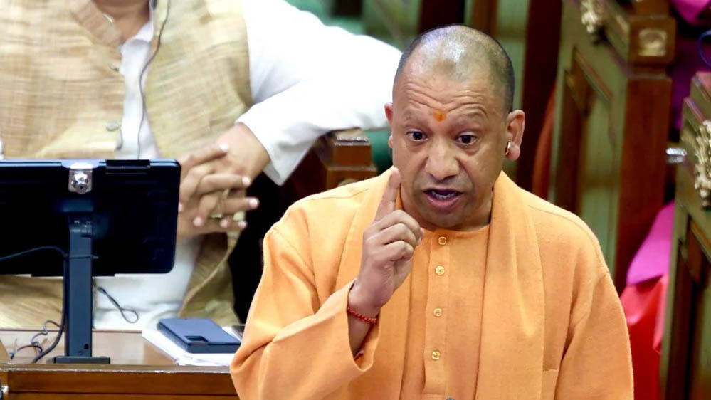 कांग्रेस की तुष्टिकरण नीति ने भारत को तोड़ा: सीएम योगी