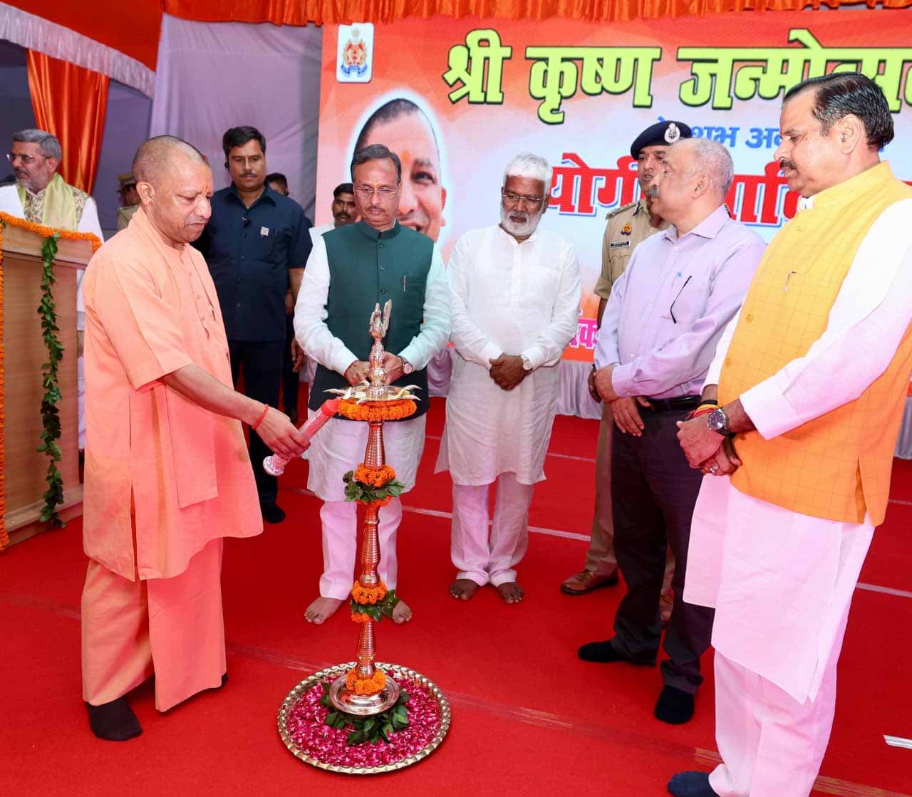 मुख्यमंत्री बोले – समाज में एकता और शांति स्थापित करना पुलिस का दायित्व है