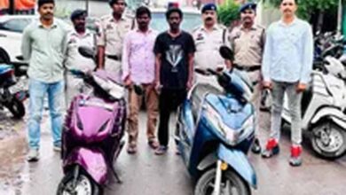 रेल पुलिस ने पकड़े दो वाहन चोर, दो एक्टिवा बरामद