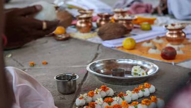 पितृ पक्ष में दो तिथियों के श्राद्ध होंगे एक साथ, जानें सही तरीके से पिंडदान कैसे करें