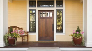 वास्तु शास्त्र की दृष्टि से: दरवाजे के पास खिड़की होना शुभ या अशुभ?