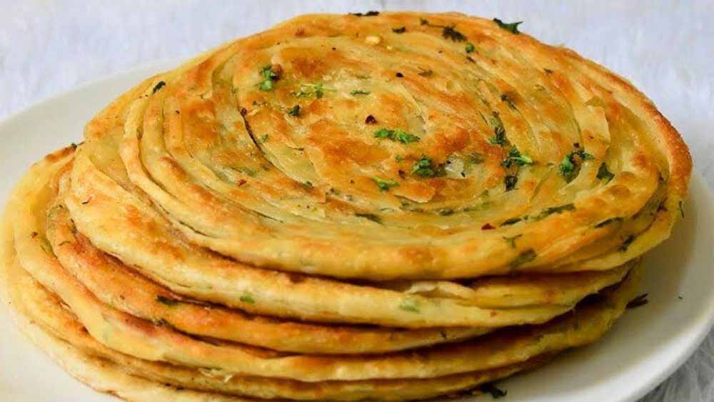 झटपट नाश्ता: चिली-गार्लिक पराठा, जो हर दिन बनाना चाहेंगे आप!