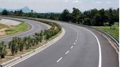 रायपुर-बलौदाबाजार रोड पर जमीन खरीदी-बिक्री को हरी झंडी, दो माह बाद हटाई गई रोक रायपुर-बलौदाबाजार रोड पर जमीन खरीदी-बिक्री को हरी झंडी, दो माह बाद हटाई गई रोक