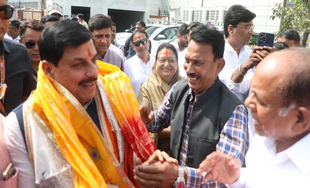 इंदौर में VHP बैठक में बोले CM मोहन यादव: 60 हजार से अधिक अवैध लाउडस्पीकर हटाए, मांस बिक्री पर सख्ती