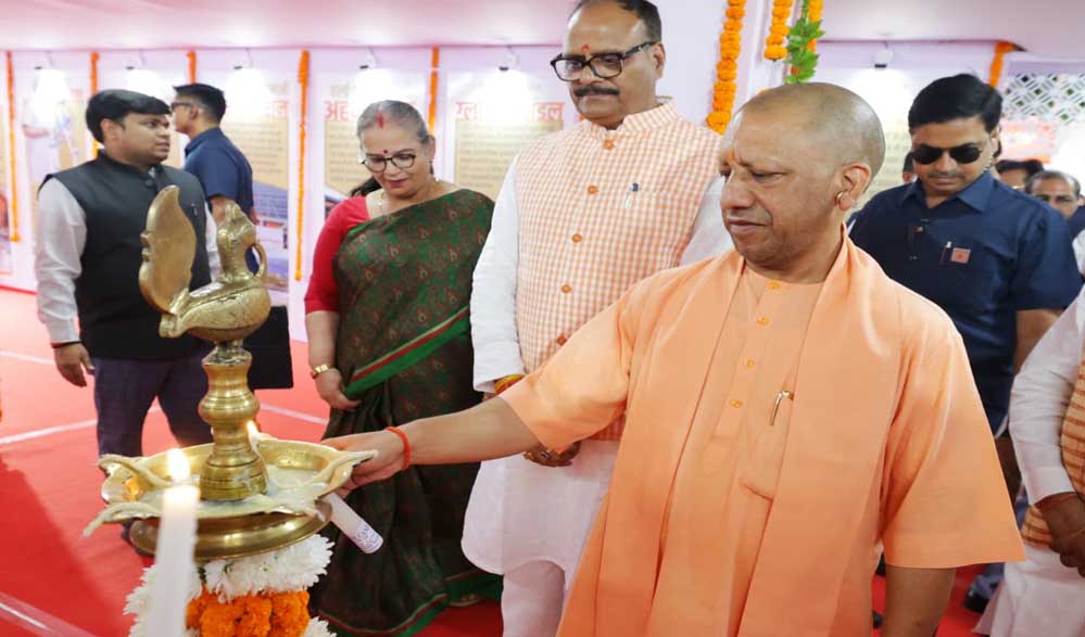 पीएम मोदी के नेतृत्व में नया भारत बना दुनिया के लिए प्रेरणाः सीएम योगी
