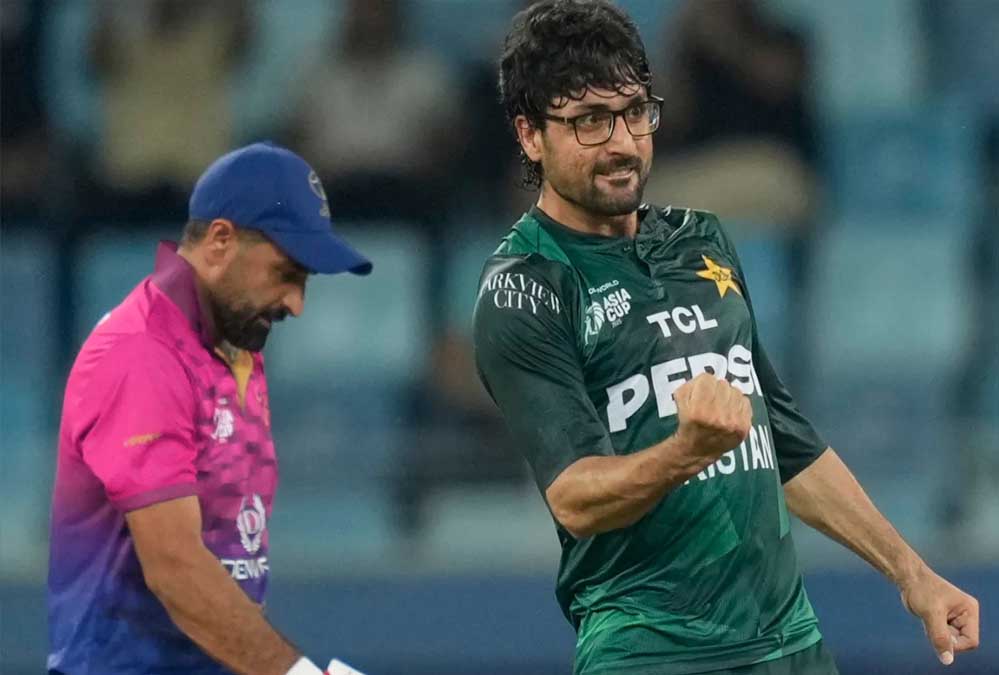 यूएई को हराकर पाकिस्तान सुपर-4 में पहुंचा, अब भारत से होगी टक्कर यूएई को हराकर पाकिस्तान सुपर-4 में पहुंचा, अब भारत से होगी टक्कर