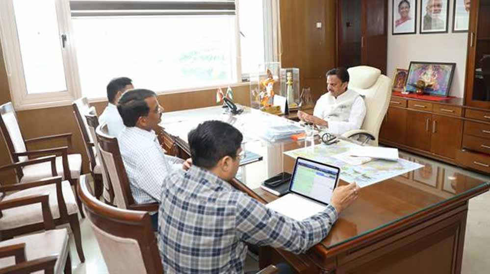 गुणवत्तापूर्ण स्वास्थ्य सेवा और चिकित्सा शिक्षा के ढांचे को सुदृढ़ बनाना सरकार की सर्वोच्च प्राथमिकता : उप मुख्यमंत्री शुक्ल