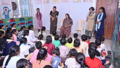 मंत्री लक्ष्मी राजवाड़े ने सरगुज़ा प्रवास के दौरान विभिन्न संस्थाओं का किया निरीक्षण