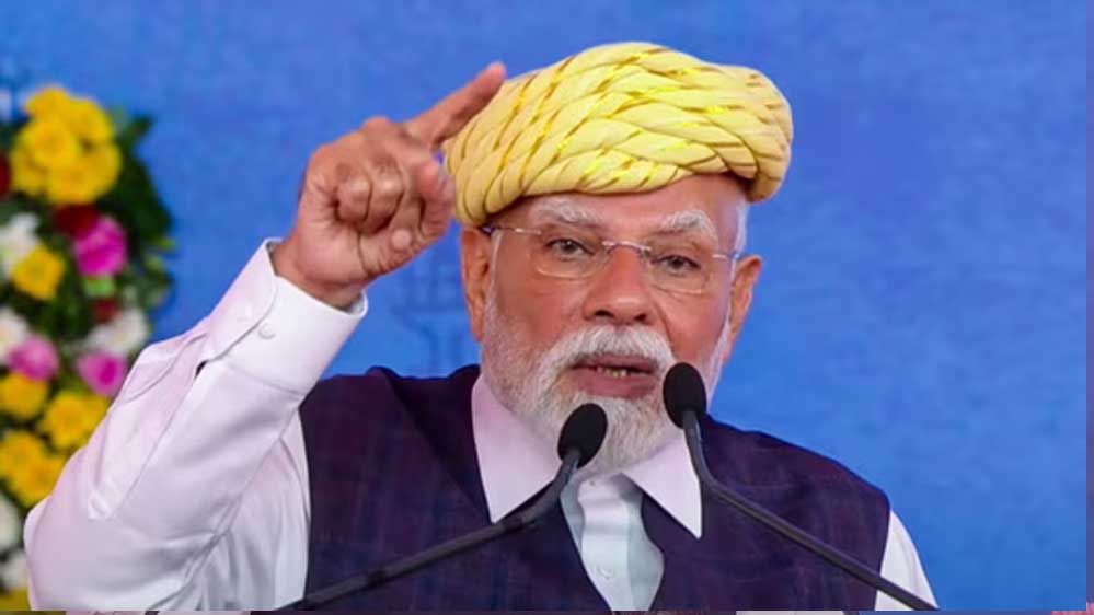 PM मोदी का बड़ा संदेश: ‘चिप हो या शिप, आत्मनिर्भर भारत में ही बनेगा’, बताया देश का सबसे बड़ा दुश्मन