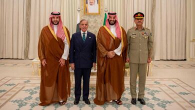 सऊदी के बाद UAE और कतर भी पाक से रक्षा समझौते पर विचार, भारत ने दिया सख्त संदेश सऊदी के बाद UAE और कतर भी पाक से रक्षा समझौते पर विचार, भारत ने दिया सख्त संदेश