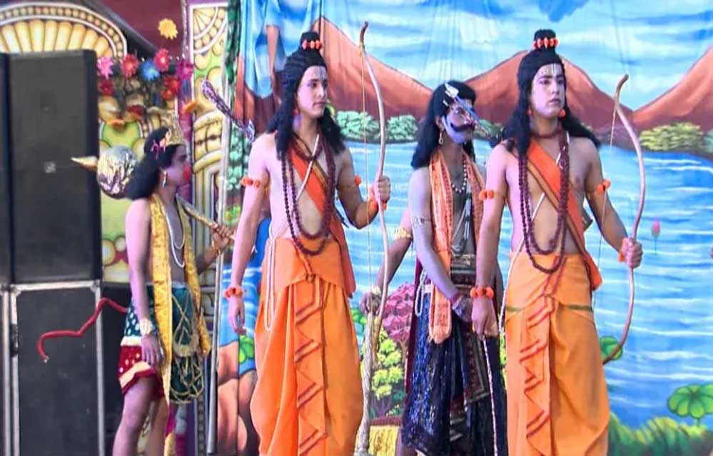 अयोध्या में 120 फीट के मंच पर थ्रीडी तकनीक के साथ शुरू हुई भव्य रामलीला