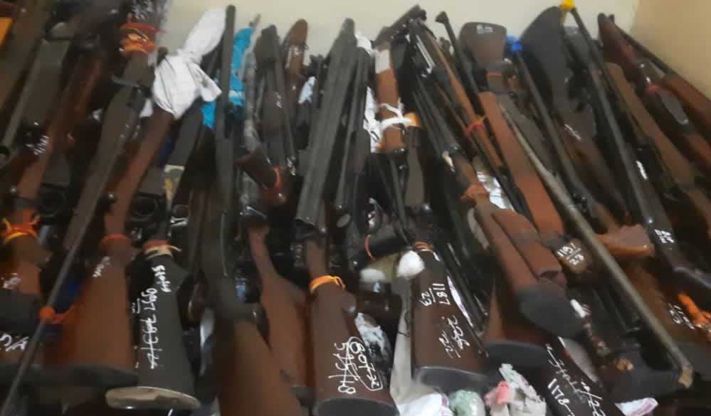 मुरैना में 282 बंदूकधारियों के लाइसेंस रद्द, 411 अन्य पर जांच जारी; जानिए कारण