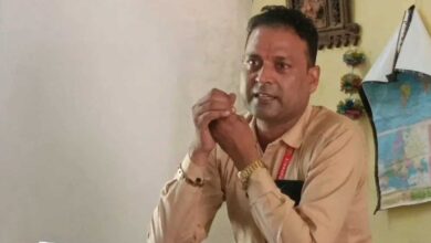 मंडला में रिश्वतखोर अधिकारी गिरफ्तार, प्रिंसिपल से 60 हजार की रिश्वत लेते पत्नी के साथ पकड़ा गया