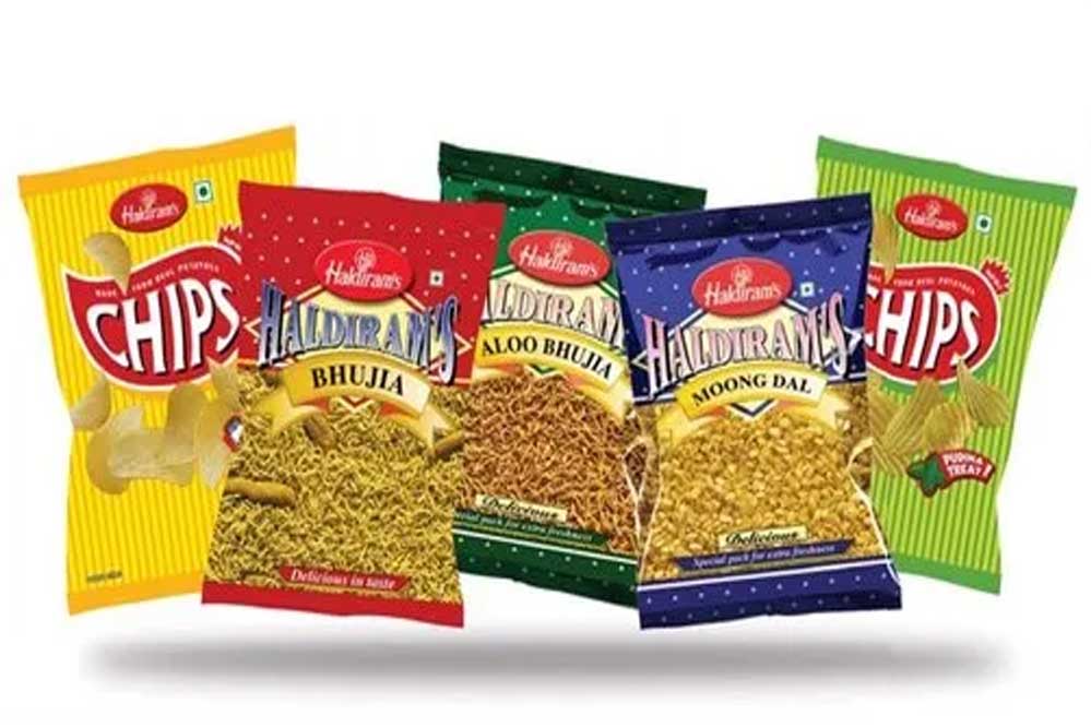 हल्दीराम पर उपभोक्ता फोरम की कार्रवाई, कम वजन वाले नमकीन पैकेट पर 1 लाख रुपये का जुर्माना