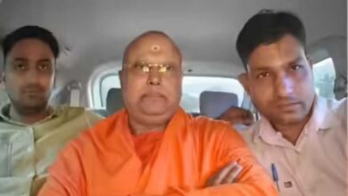 ‘मां-बाप’ की पहचान भी झूठी! स्वामी चैतन्यानंद की असली कहानी आई सामने