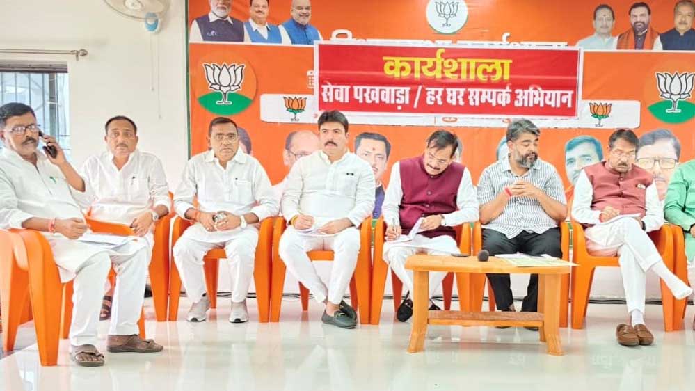 बिहार चुनाव में बीजेपी का बड़ा दांव, एमपी के दिग्गजों को 12 जिलों की 58 सीटों की जिम्मेदारी