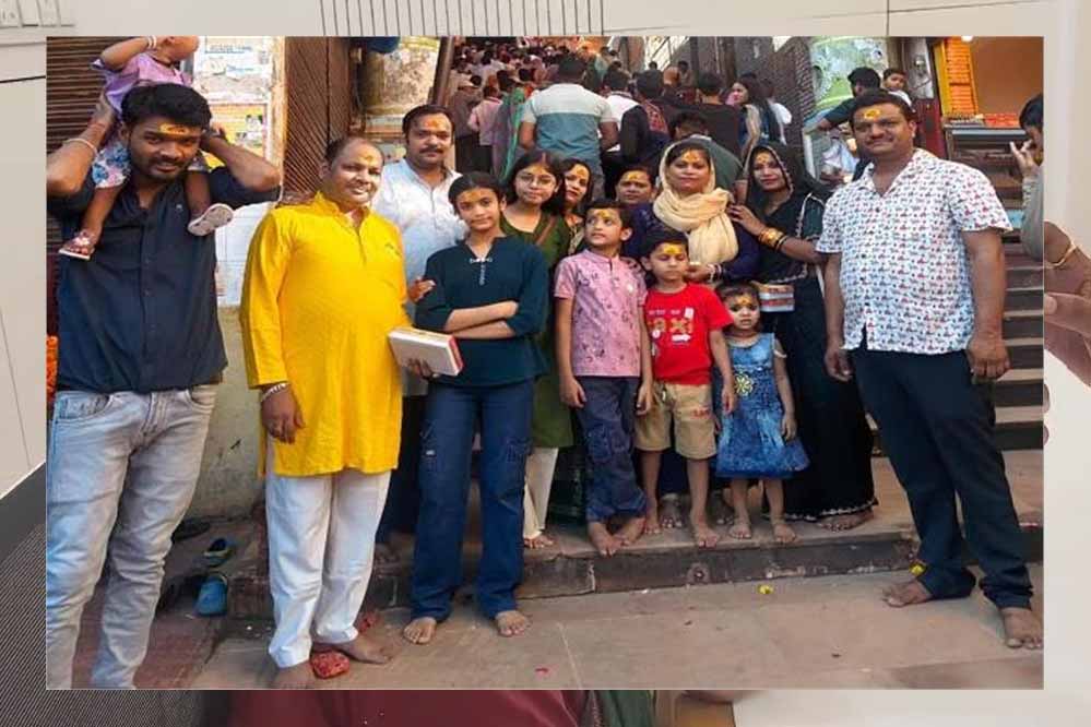 नेपाल के बिगड़ते हालात में फंसे छतरपुर के 4 परिवार, CM मोहन ने संभाला मोर्चा, सकुशल वापसी के लिए जारी किया आदेश नेपाल के बिगड़ते हालात में फंसे छतरपुर के 4 परिवार, CM मोहन ने संभाला मोर्चा, सकुशल वापसी के लिए जारी किया आदेश