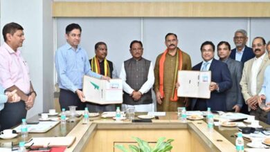 रायपुर : मुख्यमंत्री विष्णुदेव साय का संकल्प: आदिवासी अंचलों सहित सभी नागरिकों तक पहुँचे विश्वस्तरीय स्वास्थ्य सुविधा