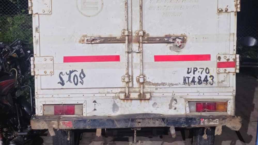 रीवा में पकड़ा गया 425 किलो से ज्यादा विस्फोटक, ट्रक ड्राइवर गिरफ्तार