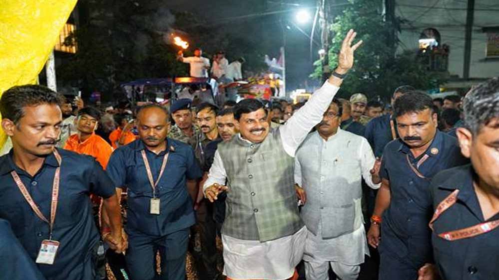 मुख्यमंत्री डॉ. यादव बैरवा समाज के फूल ङोल चल समारोह में सम्मिलित हुए