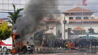 नेपाल में हिंसक प्रदर्शन: 20 की मौत, 100 घायल; PM ओली के इस्तीफे की मांग तेज