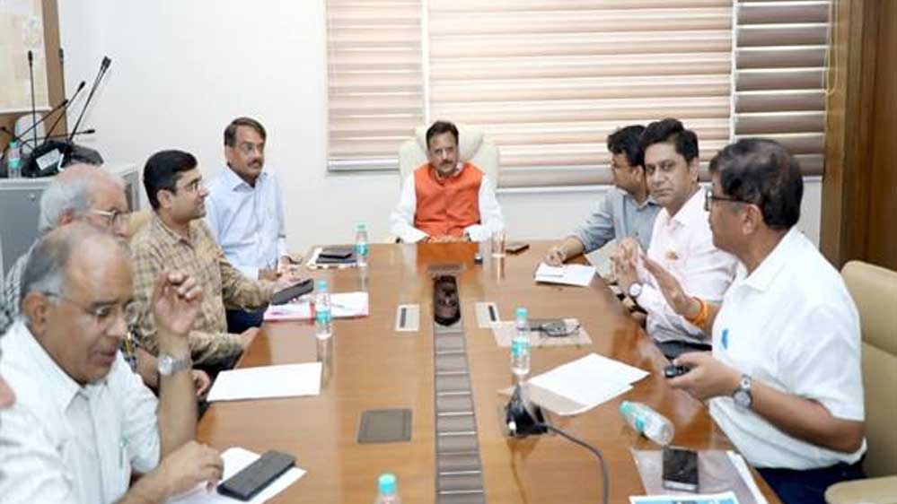 जीएमसी भोपाल का प्लेटिनम जुबिली कार्यक्रम गरिमामय हो : उप मुख्यमंत्री शुक्ल