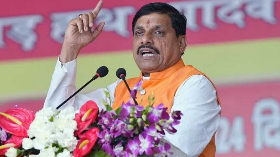 मौलाना गांव का नाम लिखते समय पेन अटकता था – बयान पर CM मोहन यादव का नया सफाई बयान मौलाना गांव का नाम लिखते समय पेन अटकता था – बयान पर CM मोहन यादव का नया सफाई बयान