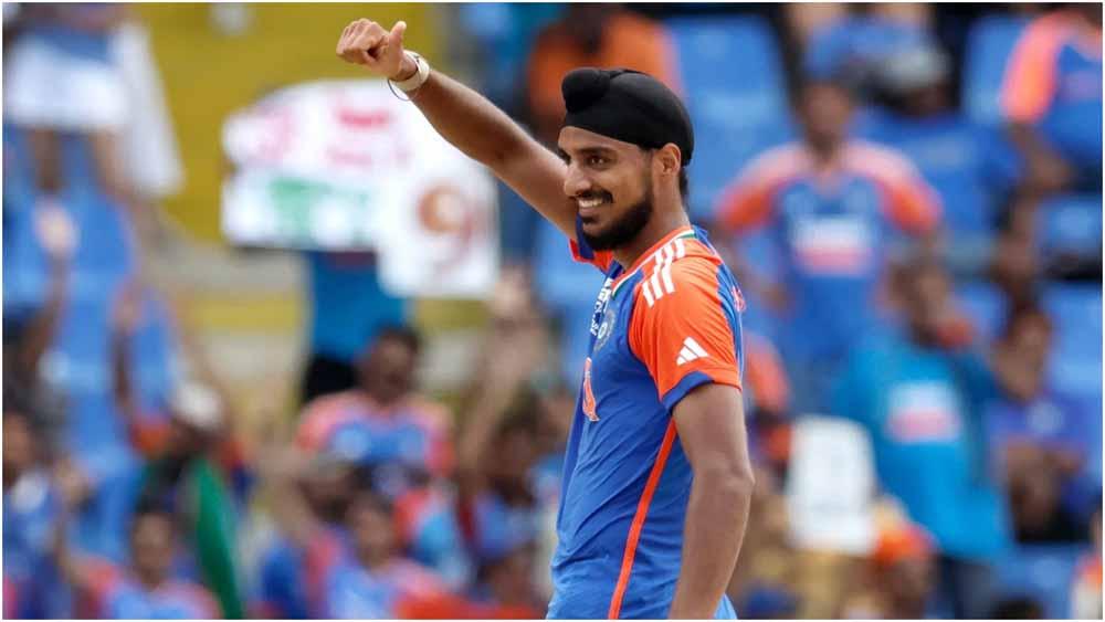 पाकिस्तान के खिलाफ टीम इंडिया की संभावित प्लेइंग XI: अर्शदीप की वापसी से किसे मिलेगा झटका? पाकिस्तान के खिलाफ टीम इंडिया की संभावित प्लेइंग XI: अर्शदीप की वापसी से किसे मिलेगा झटका?