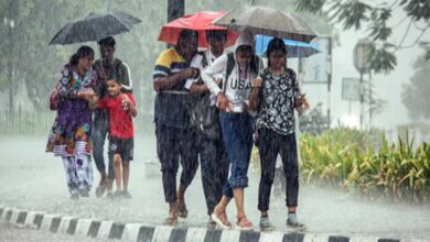 पश्चिम बंगाल में स्कूल बंद: दुर्गा पूजा से पहले 24-25 सितंबर की छुट्टी की घोषणा!