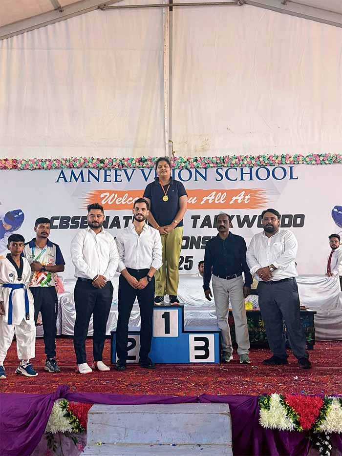 मेडिकल की छात्रा वृंदा मित्तल ने ताइक्वांडो में जीता स्वर्ण