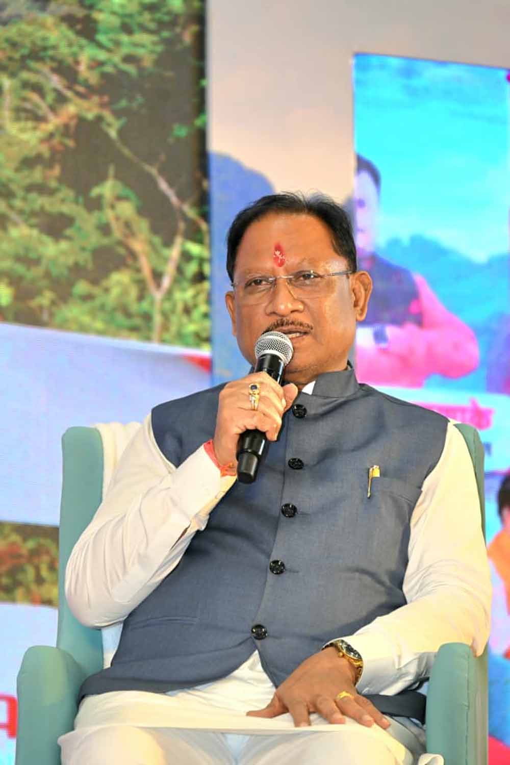 प्रदेश में नक्सलवाद समाप्त कर गढ़ेंगे विकास की राह: मुख्यमंत्री विष्णुदेव साय